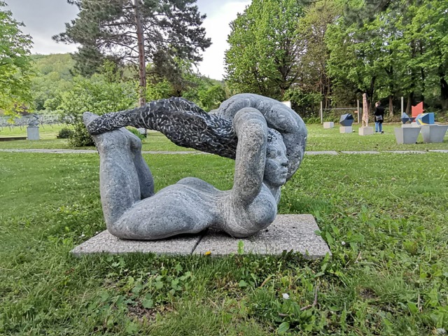 Skulptur Nymphe im Museumsgarten 2023 - Destan Gashi